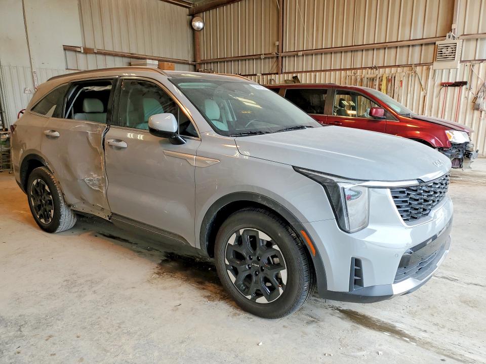 Продажа на аукционе авто 2025 Kia Sorento, vin: 5XYRL4JCXSG390133, номер лота: 52391836