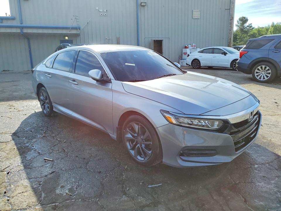 Auction sale of the 2020 Honda Accord, vin: 1HGCV1F17LA084595, lot number: 52048106