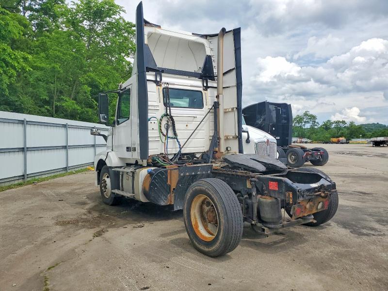 Продаж на аукціоні авто 2018 Volvo Vnl, vin: 4V4N39TG6JN892595, номер лоту: 53846816
