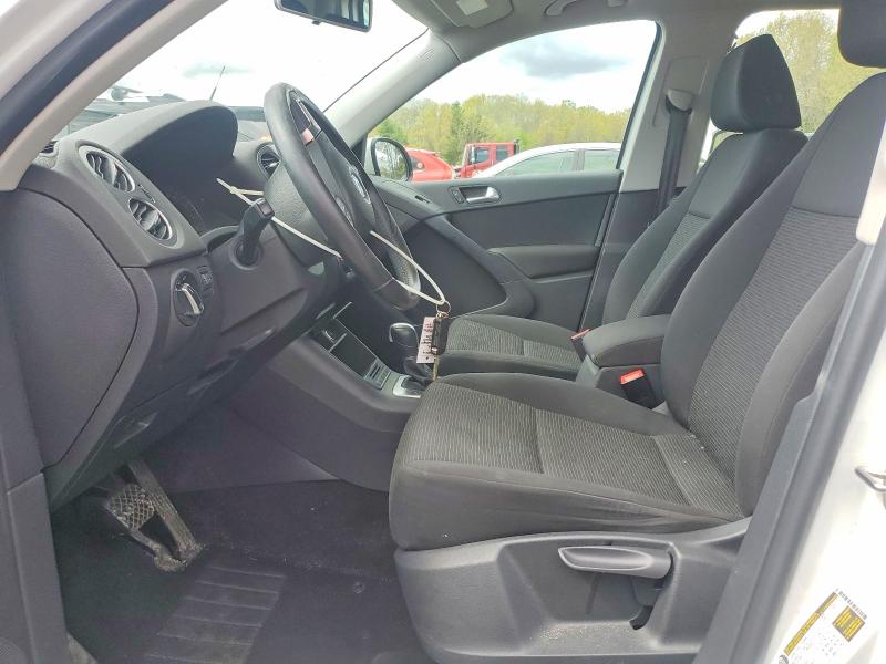 51944086 :رقم المزاد ، WVGBV3AX1EW564957 vin ، 2014 Volkswagen Tiguan مزاد بيع