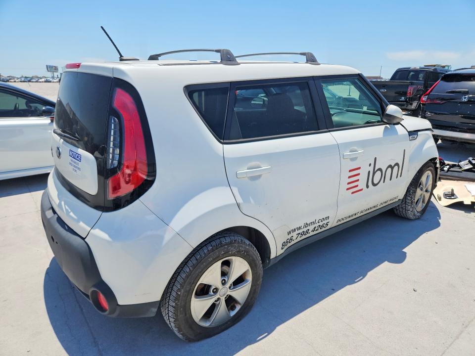 Продаж на аукціоні авто 2015 Kia Soul, vin: KNDJN2A28F7175372, номер лоту: 53526026