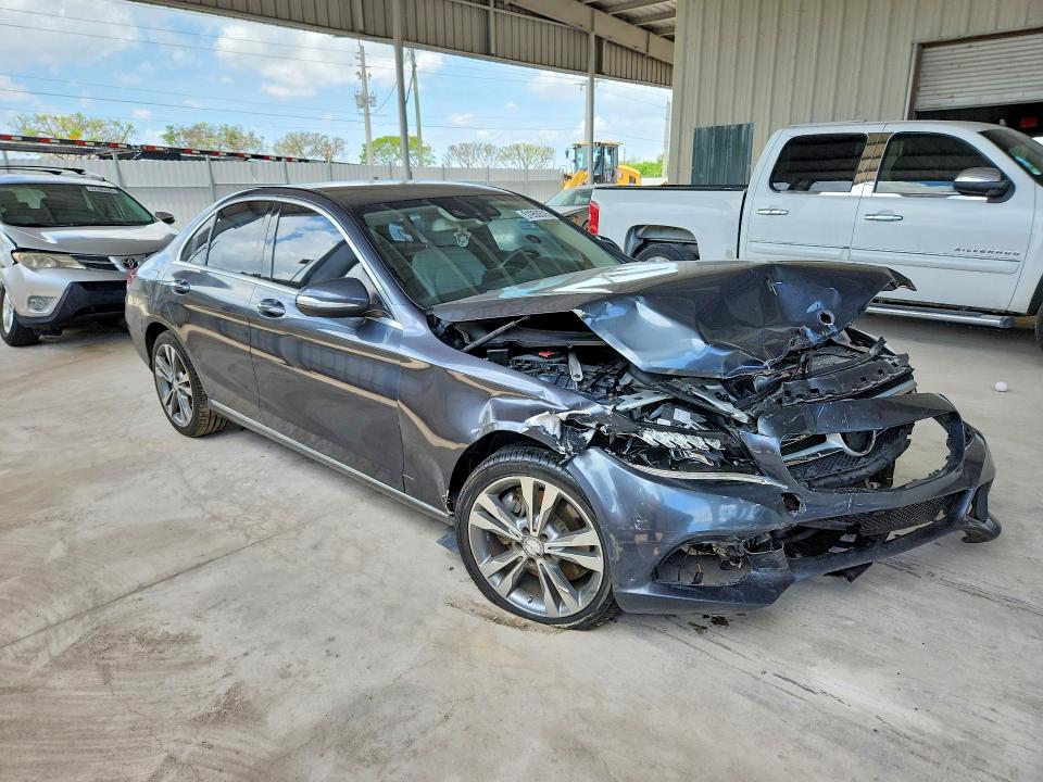 Продажа на аукционе авто 2015 Mercedes-benz C, vin: 55SWF4KB9FU007374, номер лота: 51950576