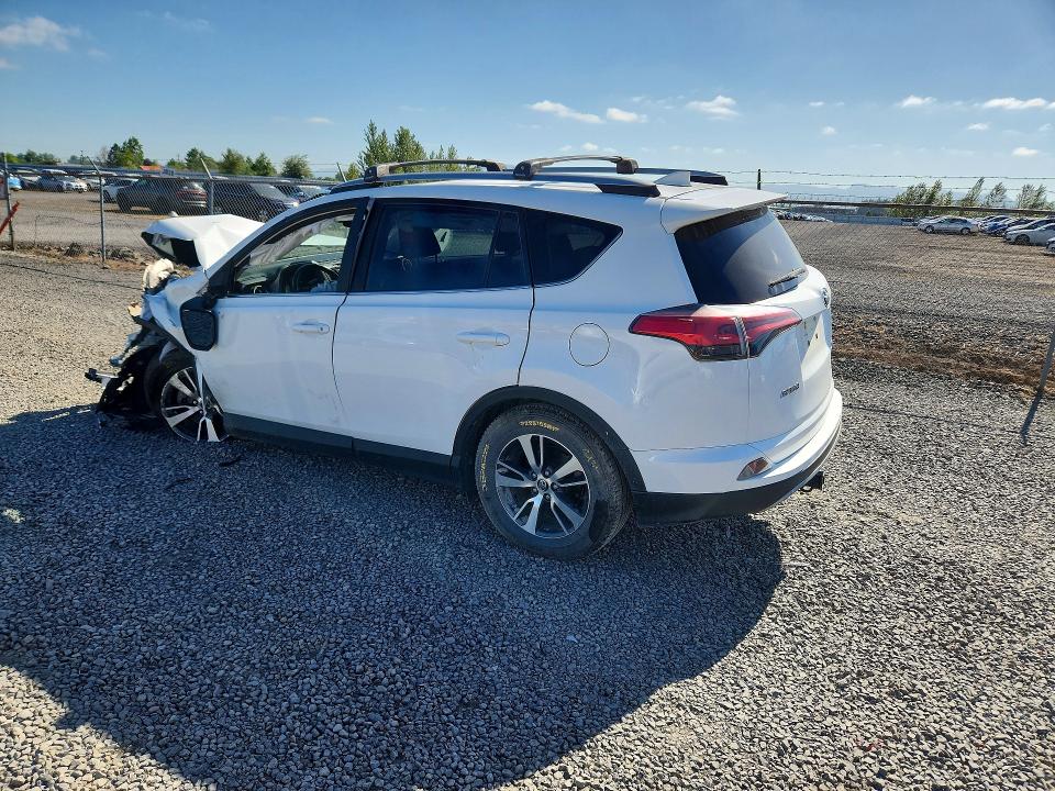 Продаж на аукціоні авто 2018 Toyota Rav4, vin: 2T3RFREV9JW839138, номер лоту: 54303896