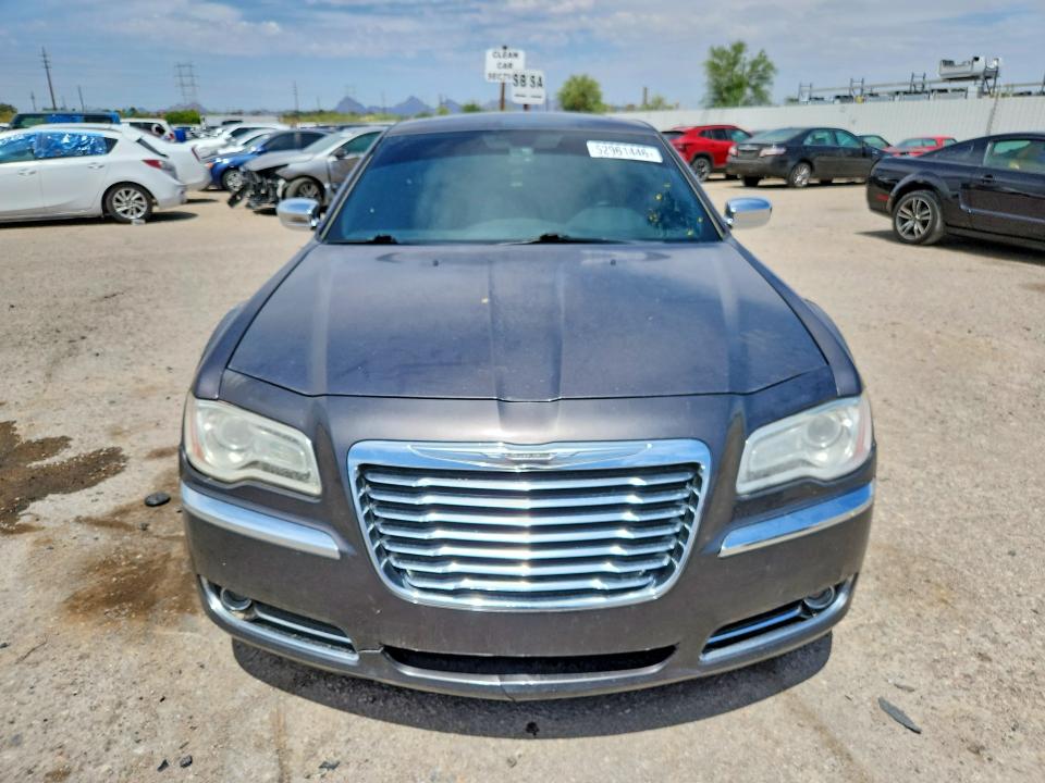 52961446 :رقم المزاد ، 2C3CCAET3EH105040 vin ، 2014 Chrysler 300c مزاد بيع