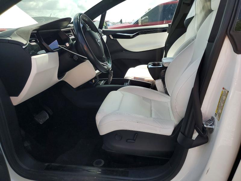 Продажа на аукционе авто 2017 Tesla Model X, vin: 5YJXCBE28HF043879, номер лота: 51303206