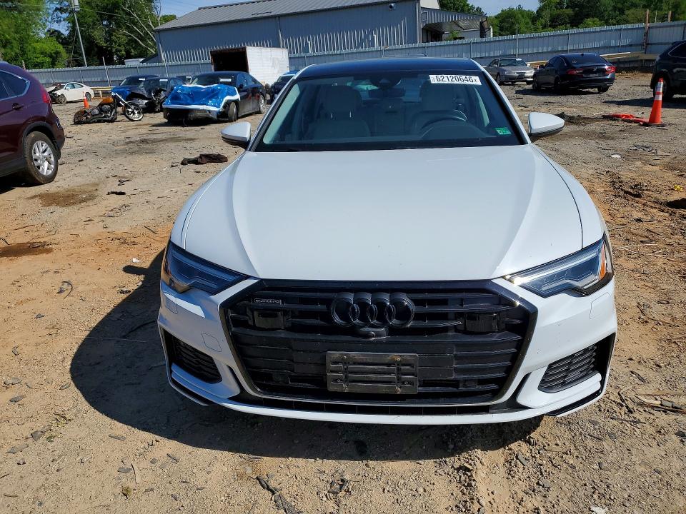 52120646 :رقم المزاد ، WAUL2BF26NN049240 vin ، 2022 Audi A6 مزاد بيع