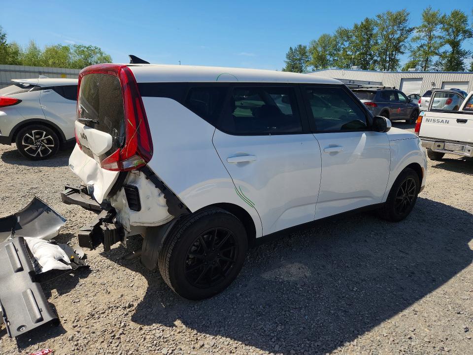 2022 Kia Soul მანქანა იყიდება აუქციონზე, vin: KNDJ23AUXN7173816, აუქციონის ნომერი: 53215486