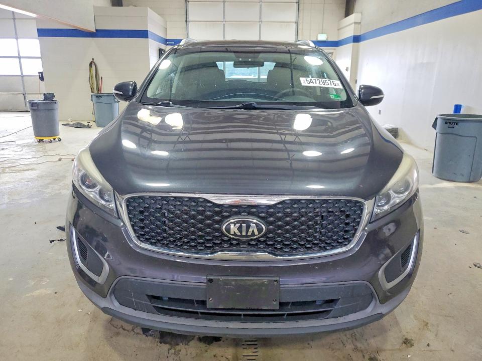 54729576 :رقم المزاد ، 5XYPG4A35JG353307 vin ، 2018 Kia Sorento مزاد بيع
