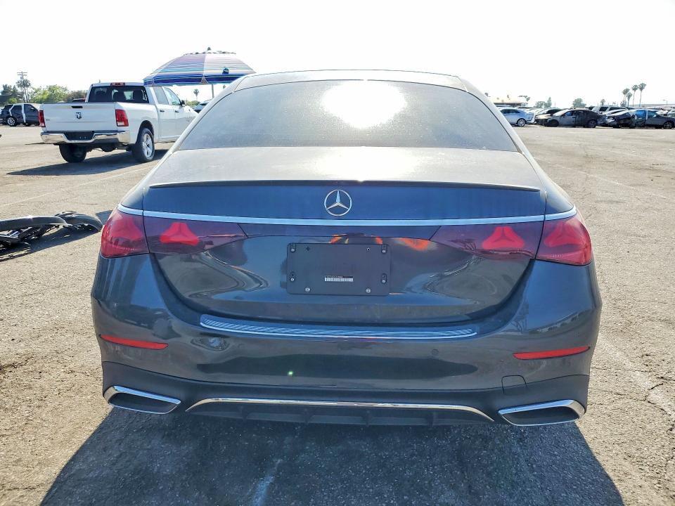 2026 Mercedes-benz E მანქანა იყიდება აუქციონზე, vin: W1KLF4GB1TA238681, აუქციონის ნომერი: 54725746