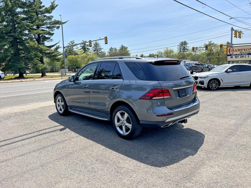 53844066 :رقم المزاد ، 4JGDA5JB6JB018368 vin ، 2018 Mercedes-benz Gle مزاد بيع