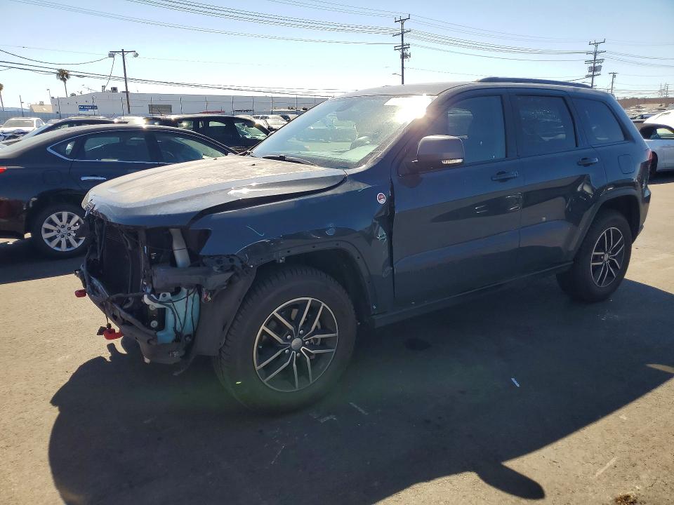 52783026 :رقم المزاد ، 1C4RJFLG8JC236654 vin ، 2018 Jeep Grand Cherokee مزاد بيع