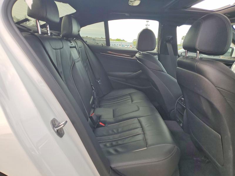 54440436 :رقم المزاد ، WBAJA7C54KWW25693 vin ، 2019 Bmw 530 مزاد بيع
