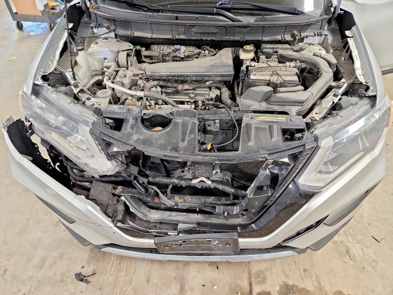 55522506 :رقم المزاد ، KNMAT2MV2JP512641 vin ، 2018 Nissan Rogue مزاد بيع