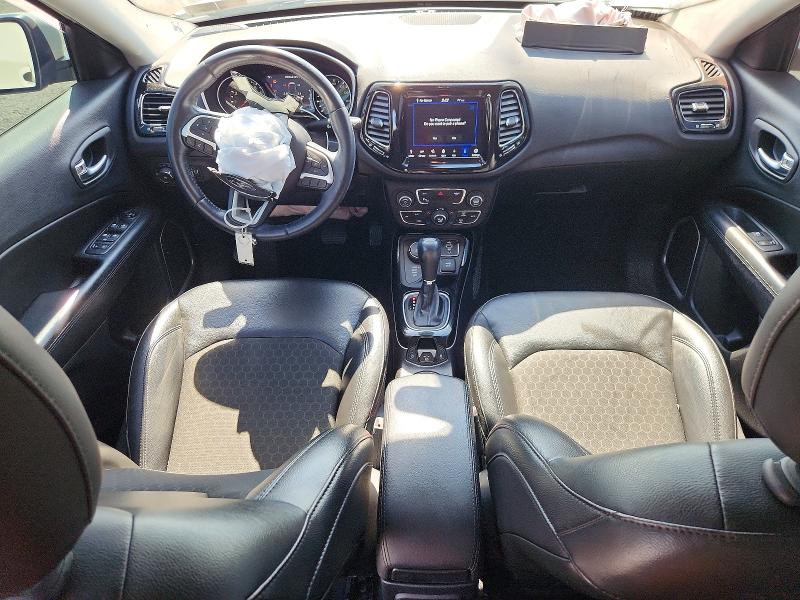 Продаж на аукціоні авто 2018 Jeep Compass, vin: 3C4NJDBB6JT301577, номер лоту: 52311246