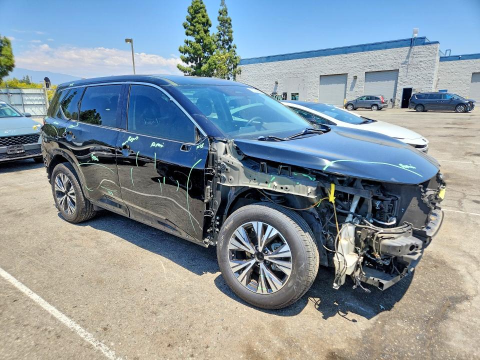 Продажа на аукционе авто 2021 Nissan Rogue, vin: 5N1AT3BA2MC779565, номер лота: 53053436