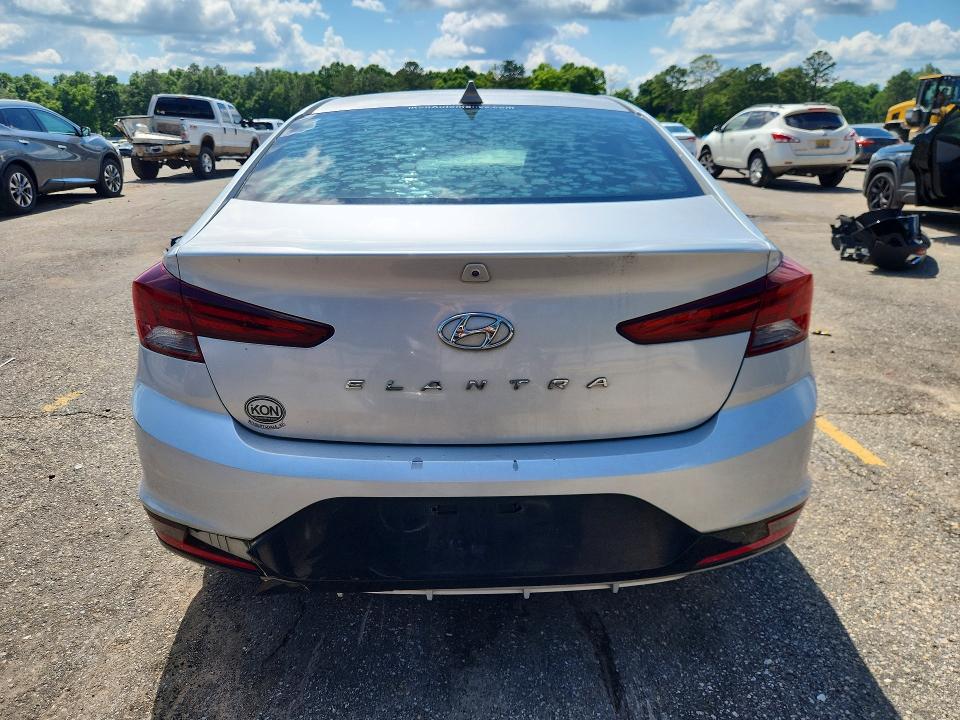 53324046 :رقم المزاد ، 5NPD84LF7KH428784 vin ، 2019 Hyundai Elantra مزاد بيع