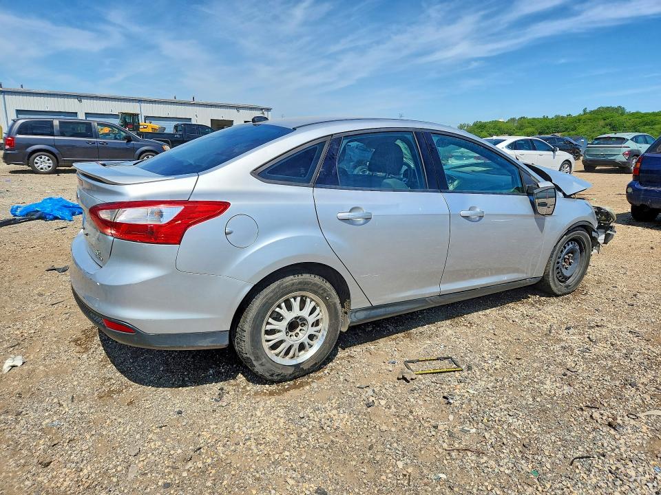 55034086 :رقم المزاد ، 1FADP3F23DL144384 vin ، 2013 Ford Focus مزاد بيع