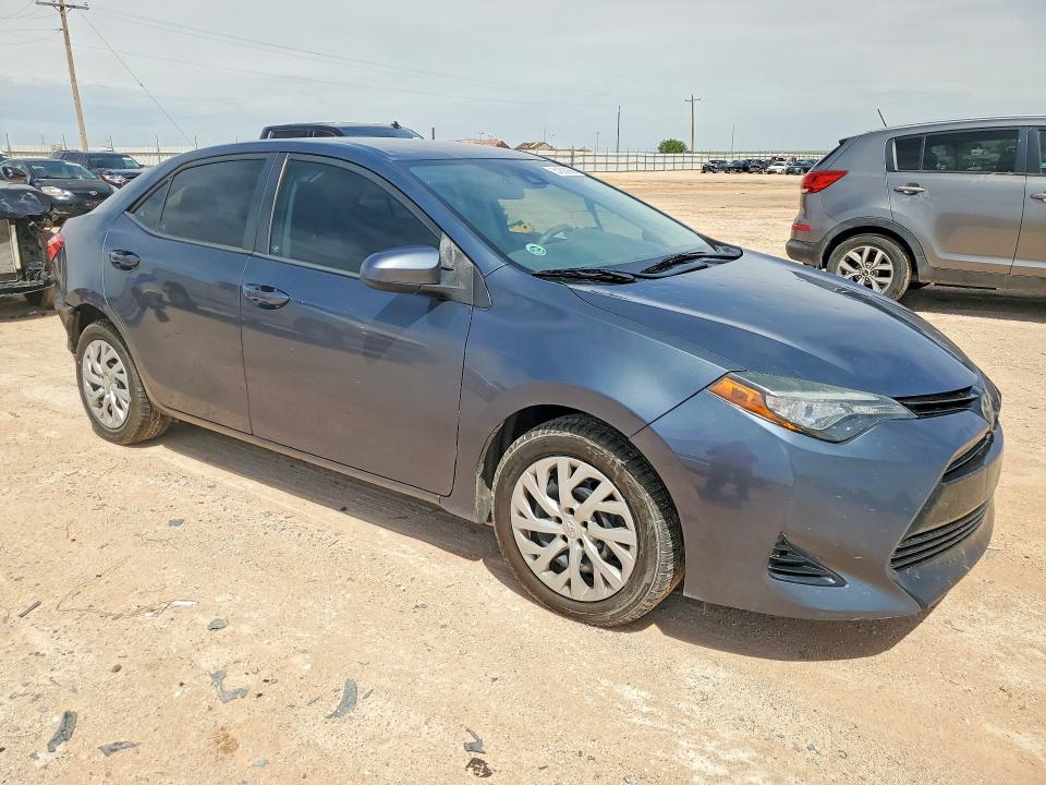 Aukcja sprzedaży 2017 Toyota Corolla, vin: 5YFBURHE0HP647257, numer aukcji: 51808966