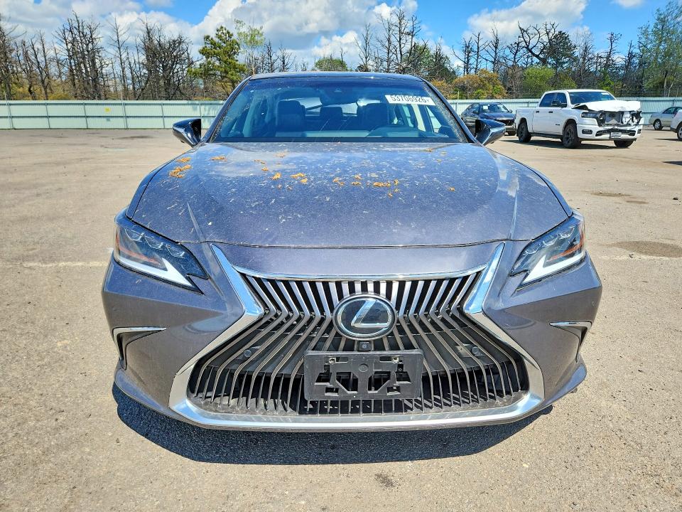 53706926 :رقم المزاد ، 58ABZ1B12KU021345 vin ، 2019 Lexus Es مزاد بيع