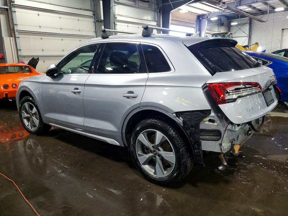 53811756 :رقم المزاد ، WA1BBAFY3N2136070 vin ، 2022 Audi Q5 مزاد بيع