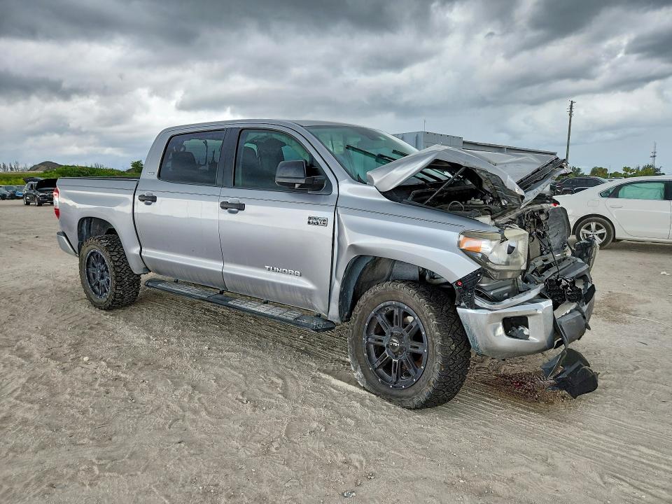 55428886 :رقم المزاد ، 5TFEY5F19LX263000 vin ، 2020 Toyota Tundra مزاد بيع
