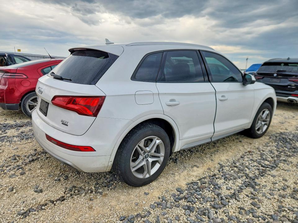 54010026 :رقم المزاد ، WA1ANAFY1J2178816 vin ، 2018 Audi Q5 مزاد بيع