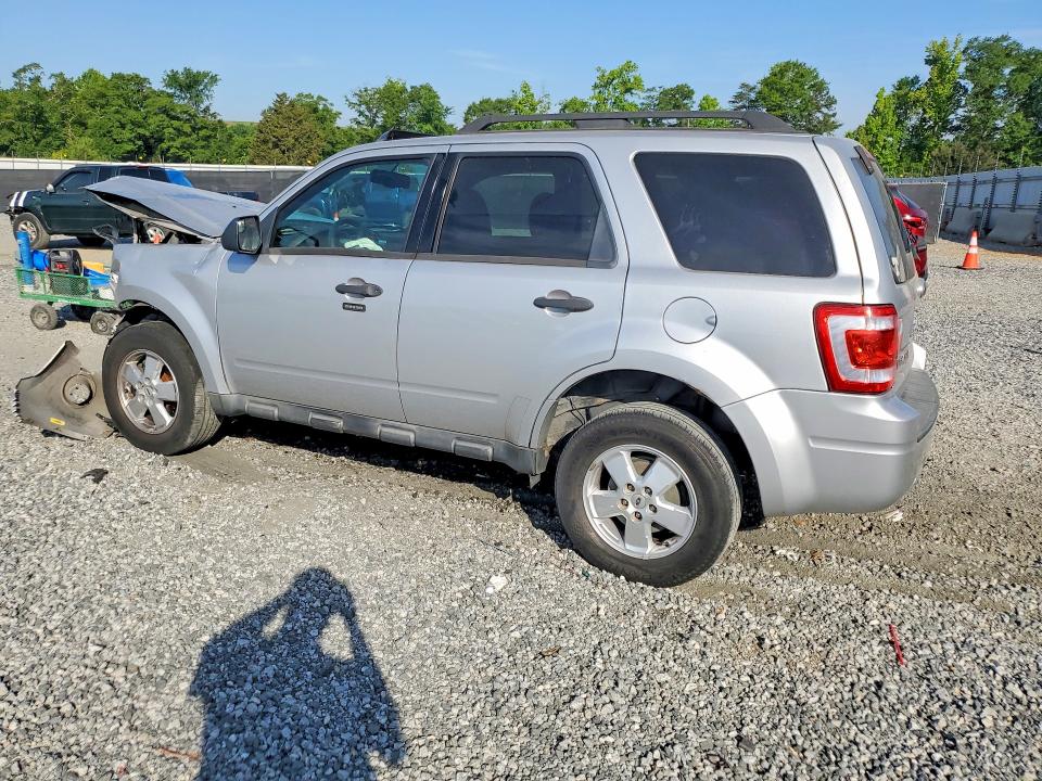 2010 Ford Escape მანქანა იყიდება აუქციონზე, vin: 1FMCU0D72AKB07173, აუქციონის ნომერი: 53889846