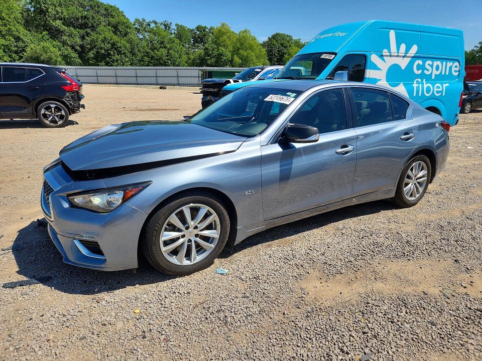 52249676 :رقم المزاد ، JN1EV7AP2JM355244 vin ، 2018 Infiniti Q50 مزاد بيع