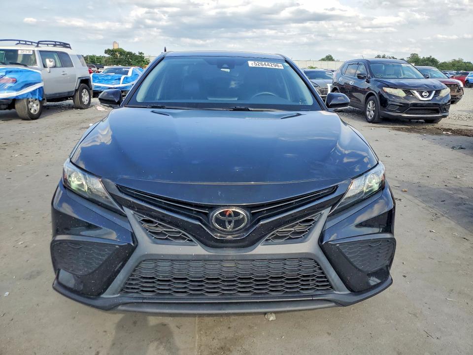 2022 Toyota Camry მანქანა იყიდება აუქციონზე, vin: 4T1G11AK5NU635194, აუქციონის ნომერი: 52644296