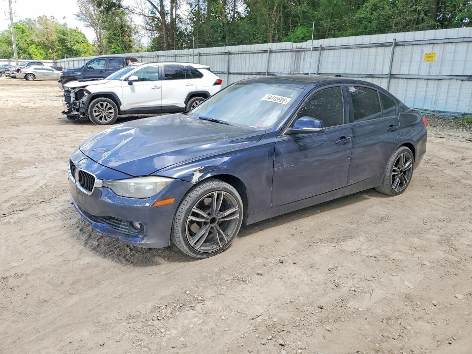 2013 Bmw 328 მანქანა იყიდება აუქციონზე, vin: WBA3A5G5XDNP22218, აუქციონის ნომერი: 54418906