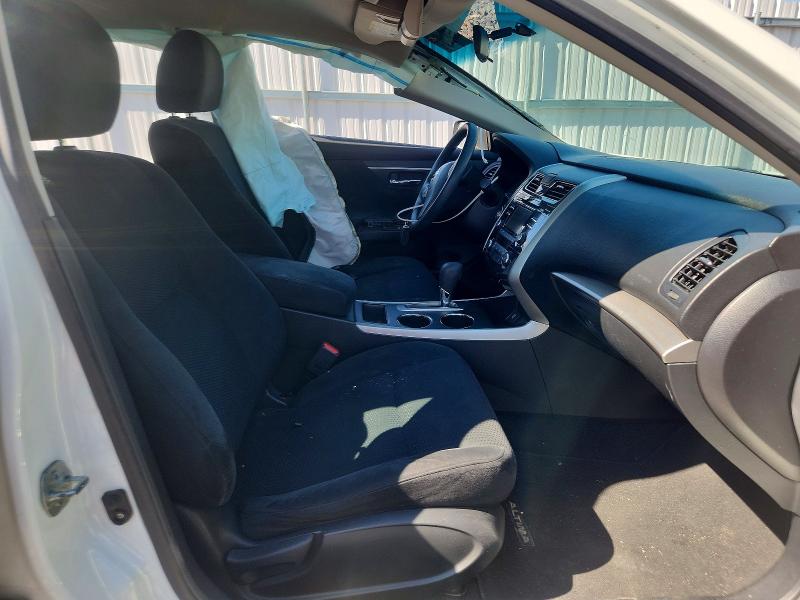55144636 :رقم المزاد ، 1N4AL3AP5FN320568 vin ، 2015 Nissan Altima مزاد بيع