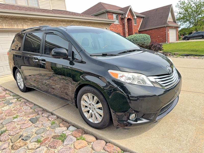 Aukcja sprzedaży 2011 Toyota Sienna, vin: 5TDDK3DC6BS025325, numer aukcji: 54927136
