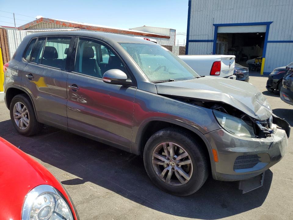 2012 Volkswagen Tiguan მანქანა იყიდება აუქციონზე, vin: WVGAV7AX7CW004750, აუქციონის ნომერი: 54446046