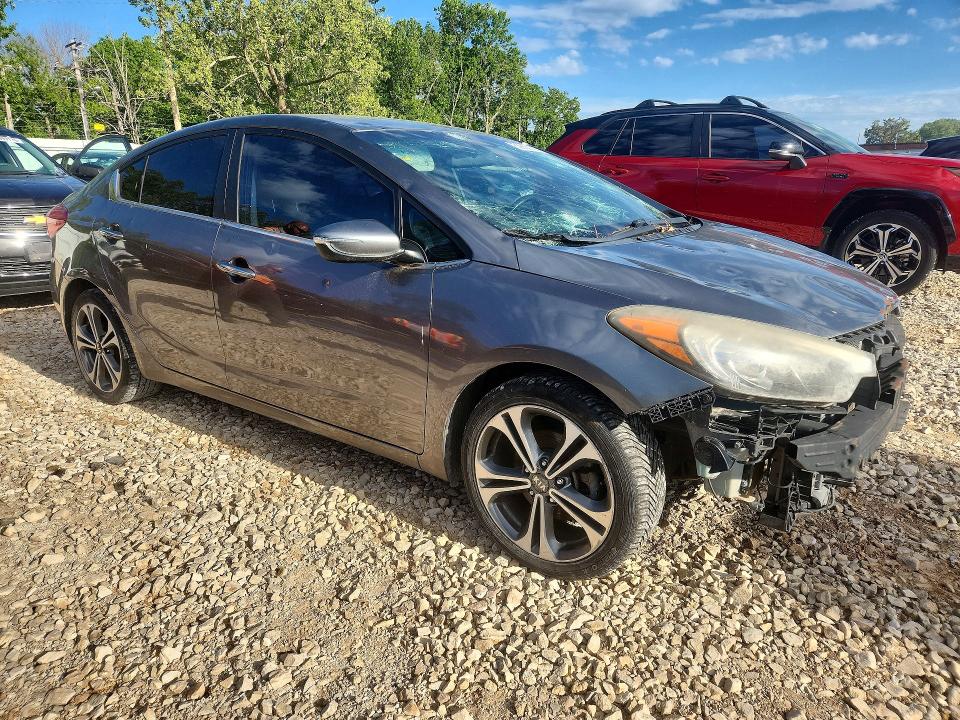 52663186 :رقم المزاد ، KNAFX4A8XG5474467 vin ، 2016 Kia Forte مزاد بيع
