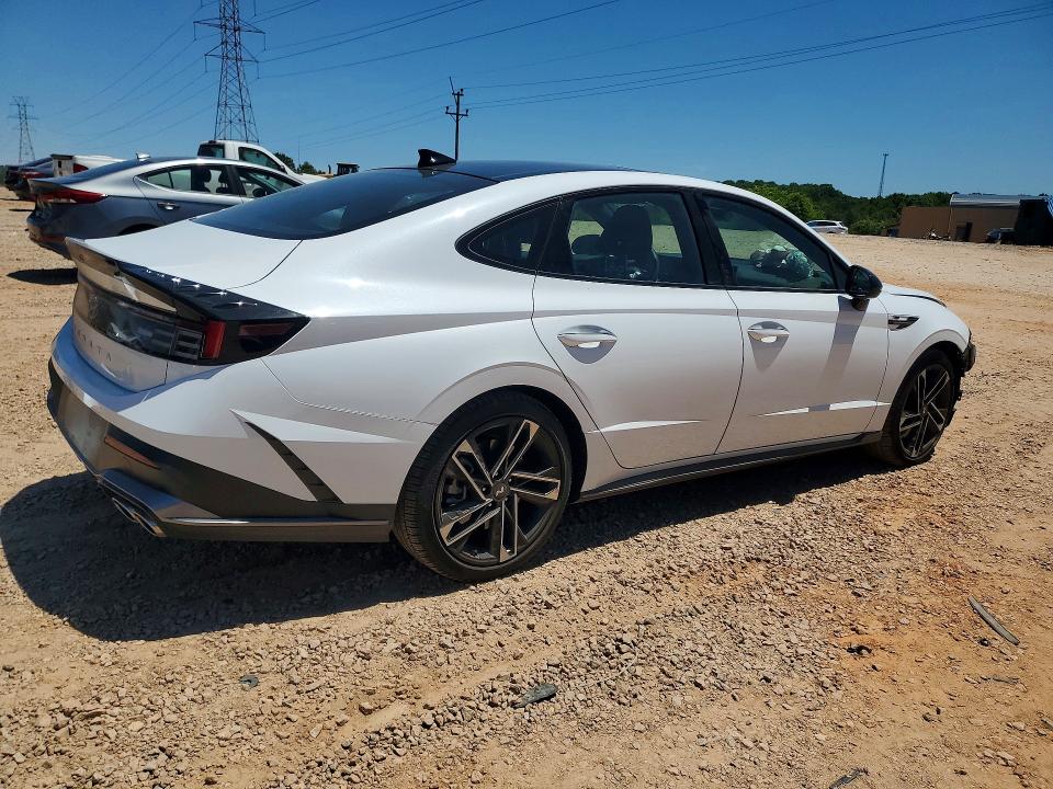 2026 Hyundai Sonata მანქანა იყიდება აუქციონზე, vin: KMHL54JC2TA570073, აუქციონის ნომერი: 53828326