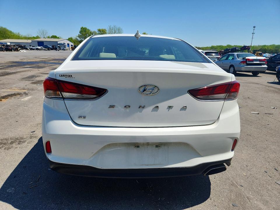 Продажа на аукционе авто 2018 Hyundai Sonata, vin: 5NPE24AF3JH652982, номер лота: 52026136