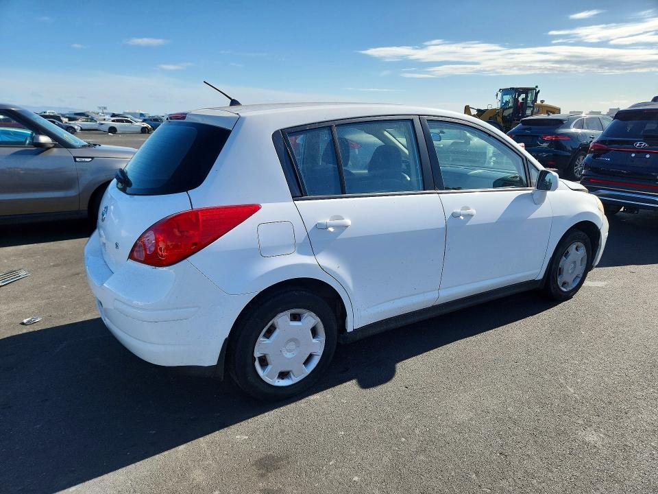 55061566 :رقم المزاد ، 3N1BC13E17L444663 vin ، 2007 Nissan Versa مزاد بيع
