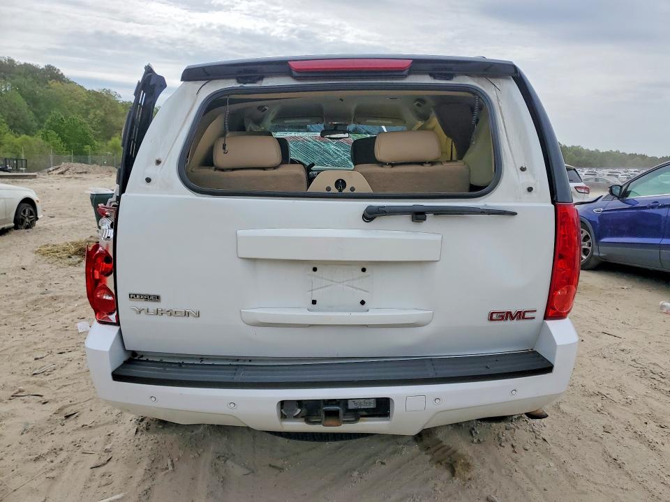 52390126 :رقم المزاد ، 1GKFK13048J130010 vin ، 2008 Gmc Yukon مزاد بيع