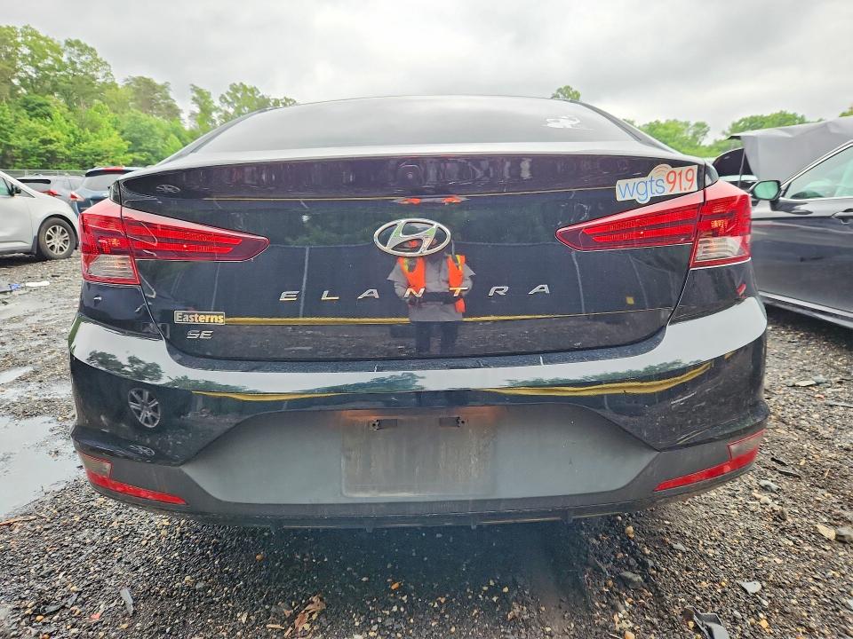 2020 Hyundai Elantra მანქანა იყიდება აუქციონზე, vin: 5NPD74LF1LH586932, აუქციონის ნომერი: 55011146
