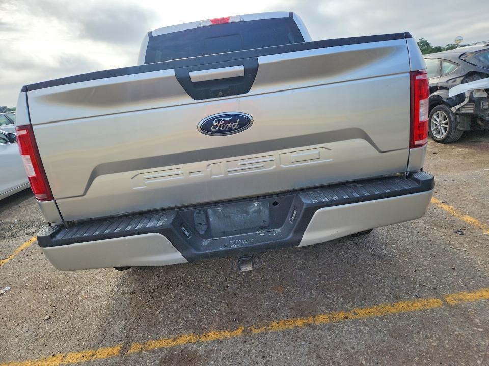 56344446 :رقم المزاد ، 1FTEW1EP9JFA82194 vin ، 2018 Ford F150 مزاد بيع