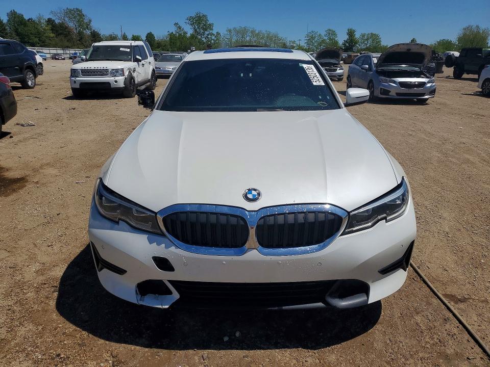 52503136 :رقم المزاد ، WBA5R7C57KAJ85444 vin ، 2019 Bmw 330xi مزاد بيع