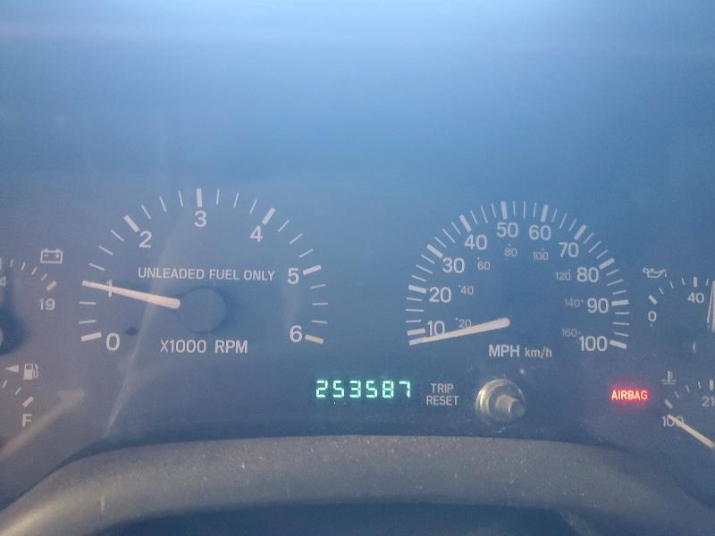 52802176 :رقم المزاد ، 1J4FJ68S4WL255333 vin ، 1998 Jeep Cherokee مزاد بيع