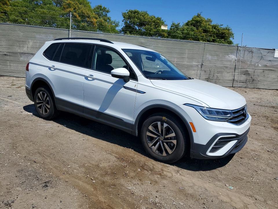 Продаж на аукціоні авто 2024 Volkswagen Tiguan, vin: 3VVRB7AX1RM196239, номер лоту: 52235906