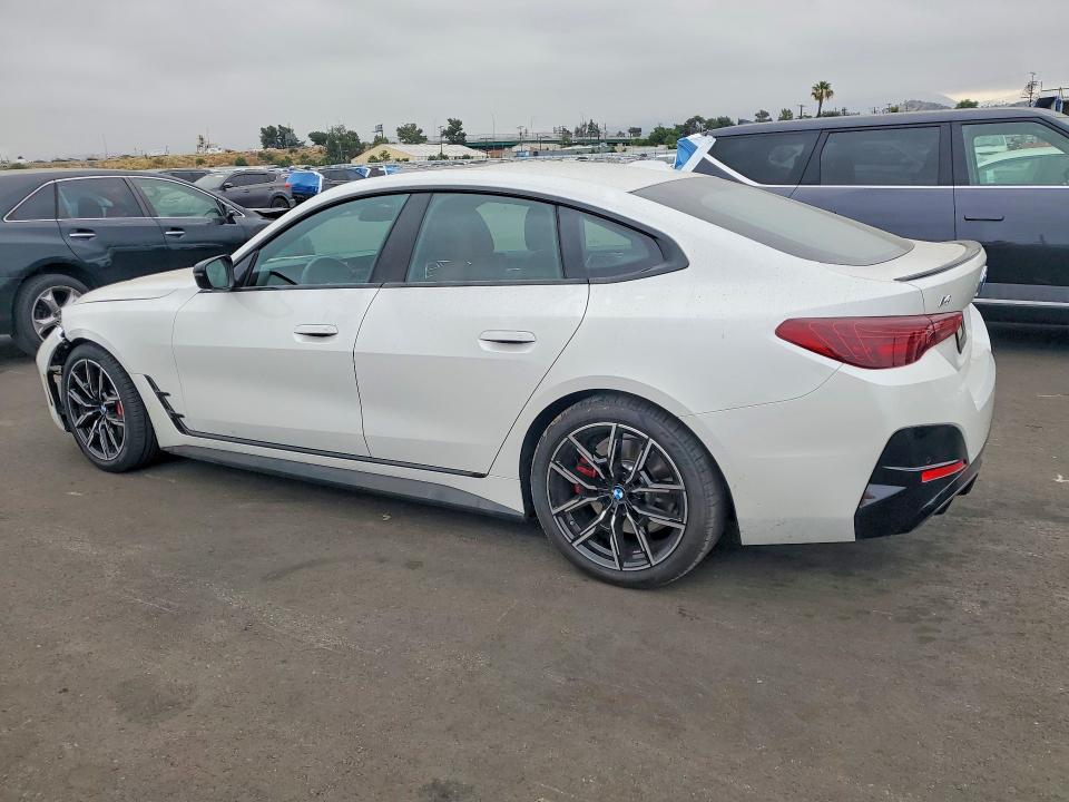 53276066 :رقم المزاد ، WBY23HD06SFU51702 vin ، 2025 Bmw I4 مزاد بيع