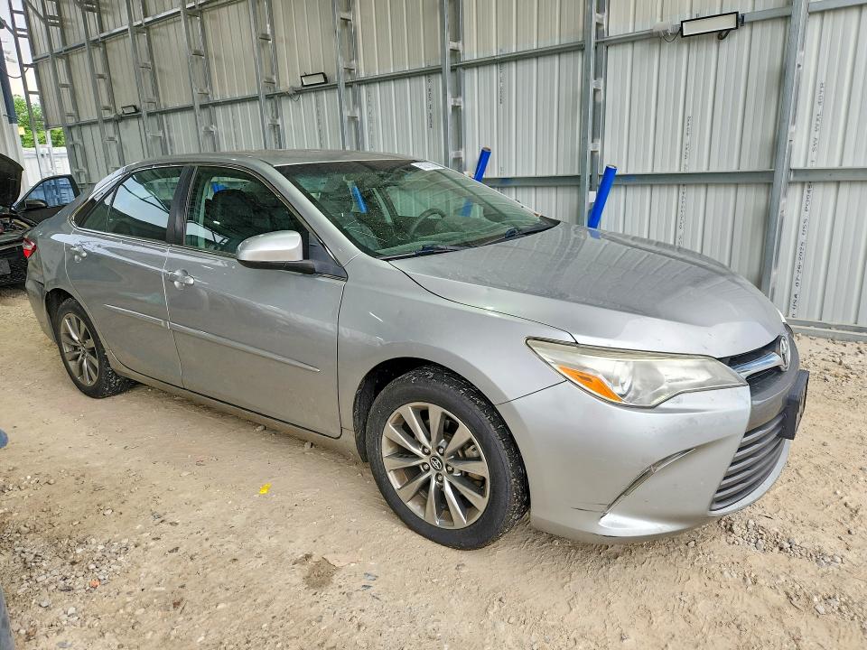 53279296 :رقم المزاد ، 4T1BF1FK3HU415299 vin ، 2017 Toyota Camry مزاد بيع