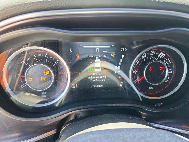 52363646 :رقم المزاد ، 2C3CDZAT8FH733680 vin ، 2015 Dodge Challenger مزاد بيع