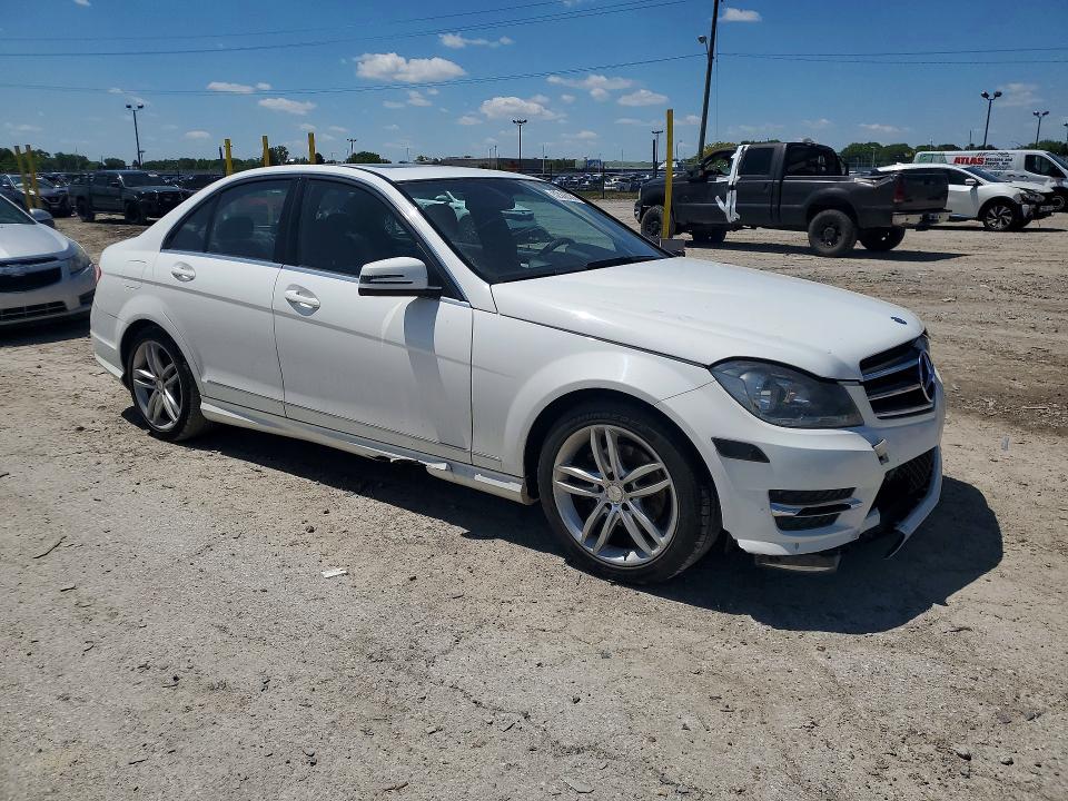 Auction sale of the 2014 Mercedes-benz C, vin: WDDGF4HBXER303337, lot number: 52186386