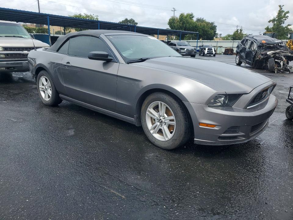 2014 Ford Mustang მანქანა იყიდება აუქციონზე, vin: 1ZVBP8EMXE5208554, აუქციონის ნომერი: 54550996