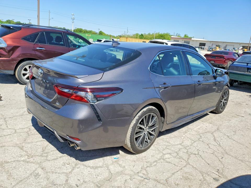 2024 Toyota Camry მანქანა იყიდება აუქციონზე, vin: 4T1G11AK4RU248870, აუქციონის ნომერი: 52363496