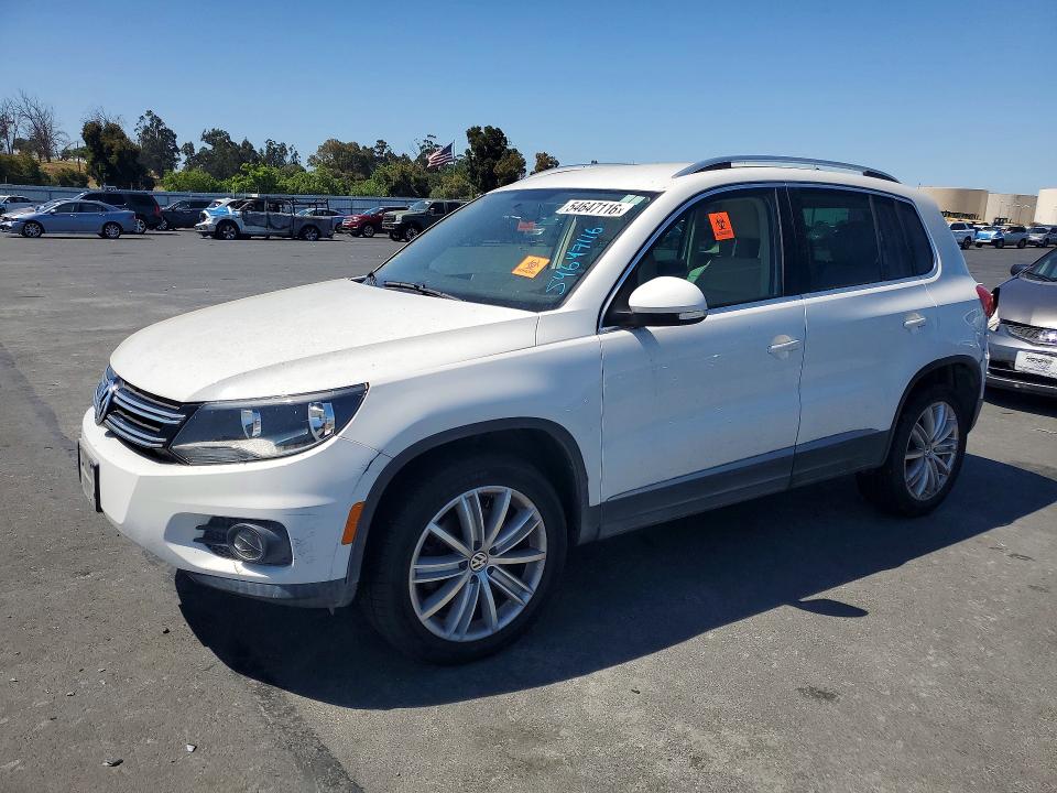 2013 Volkswagen Tiguan მანქანა იყიდება აუქციონზე, vin: WVGBV3AXXDW601034, აუქციონის ნომერი: 55138146